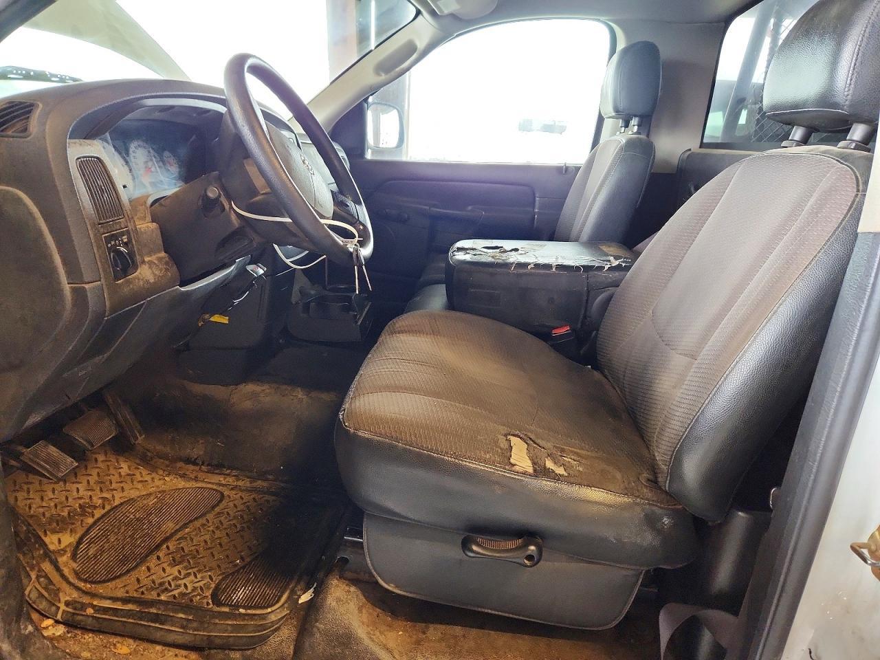 2004 Dodge RAM 1500 ST