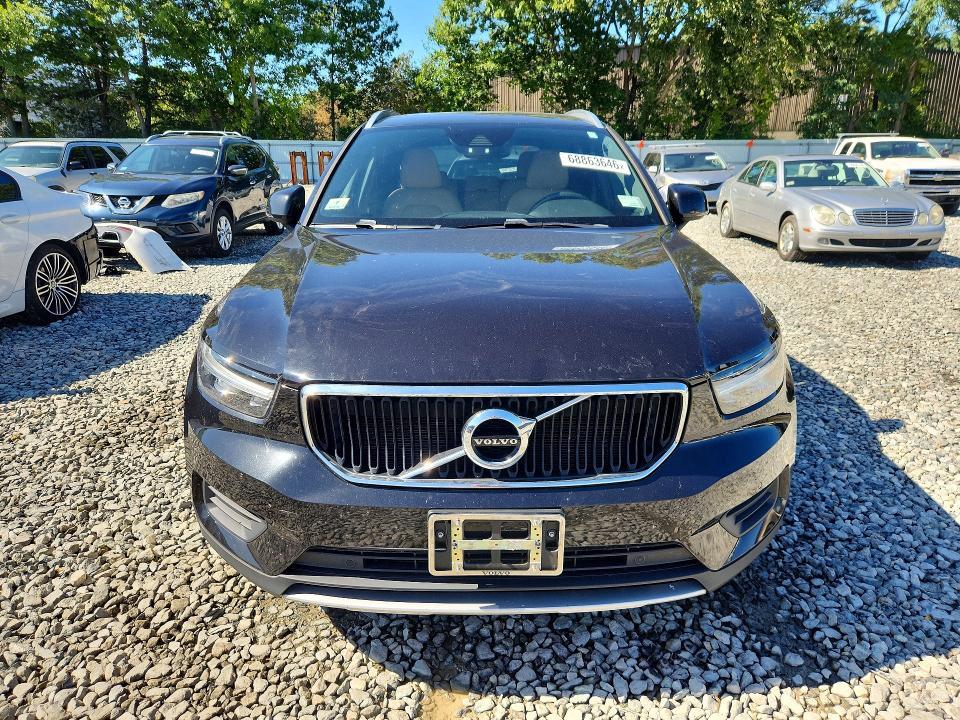 2019 Volvo Xc40 T5 Momentum