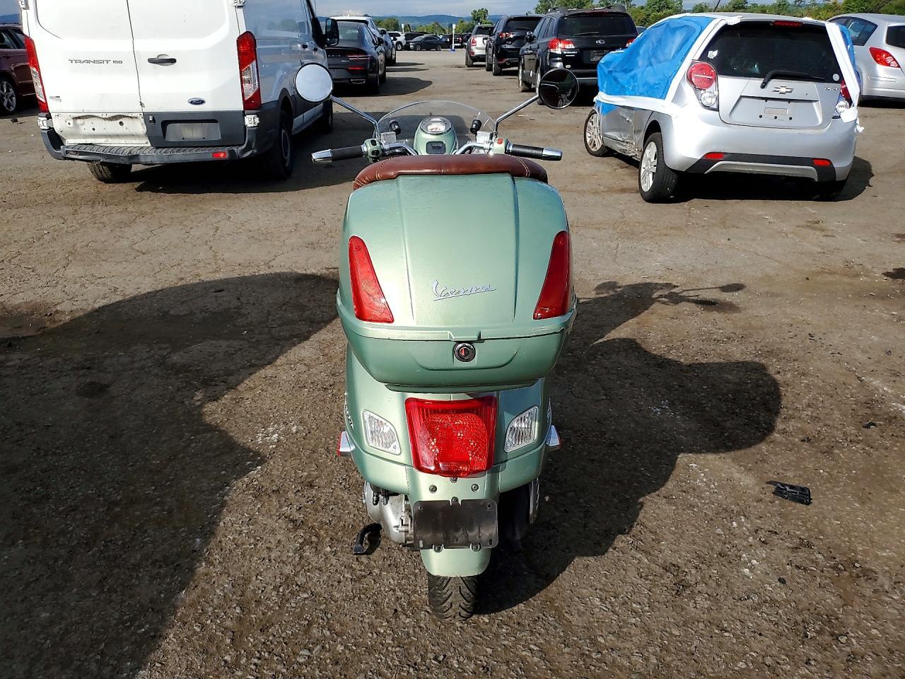 2008 Vespa GTS 250