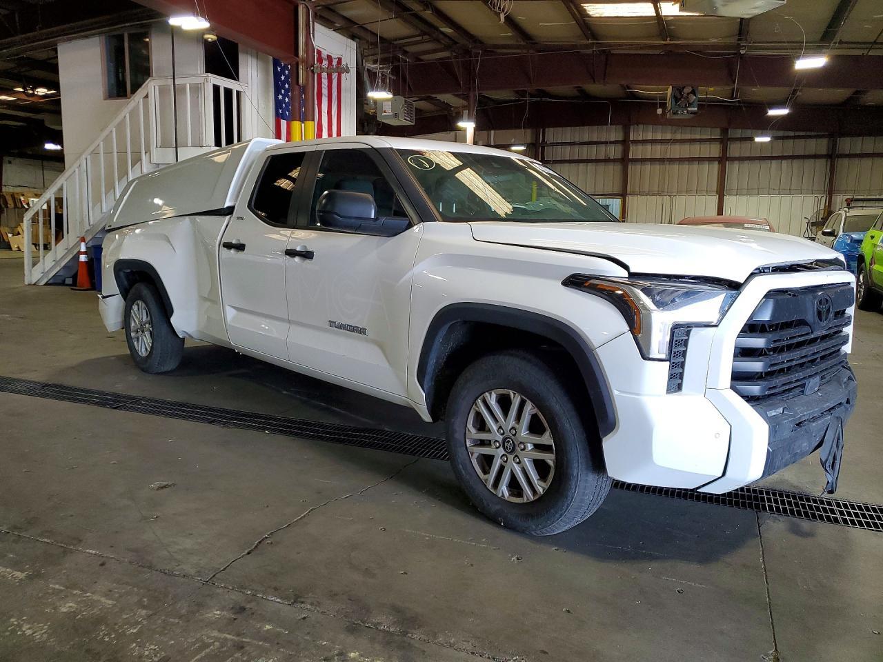 2025 Toyota Tundra Double Cab SR5