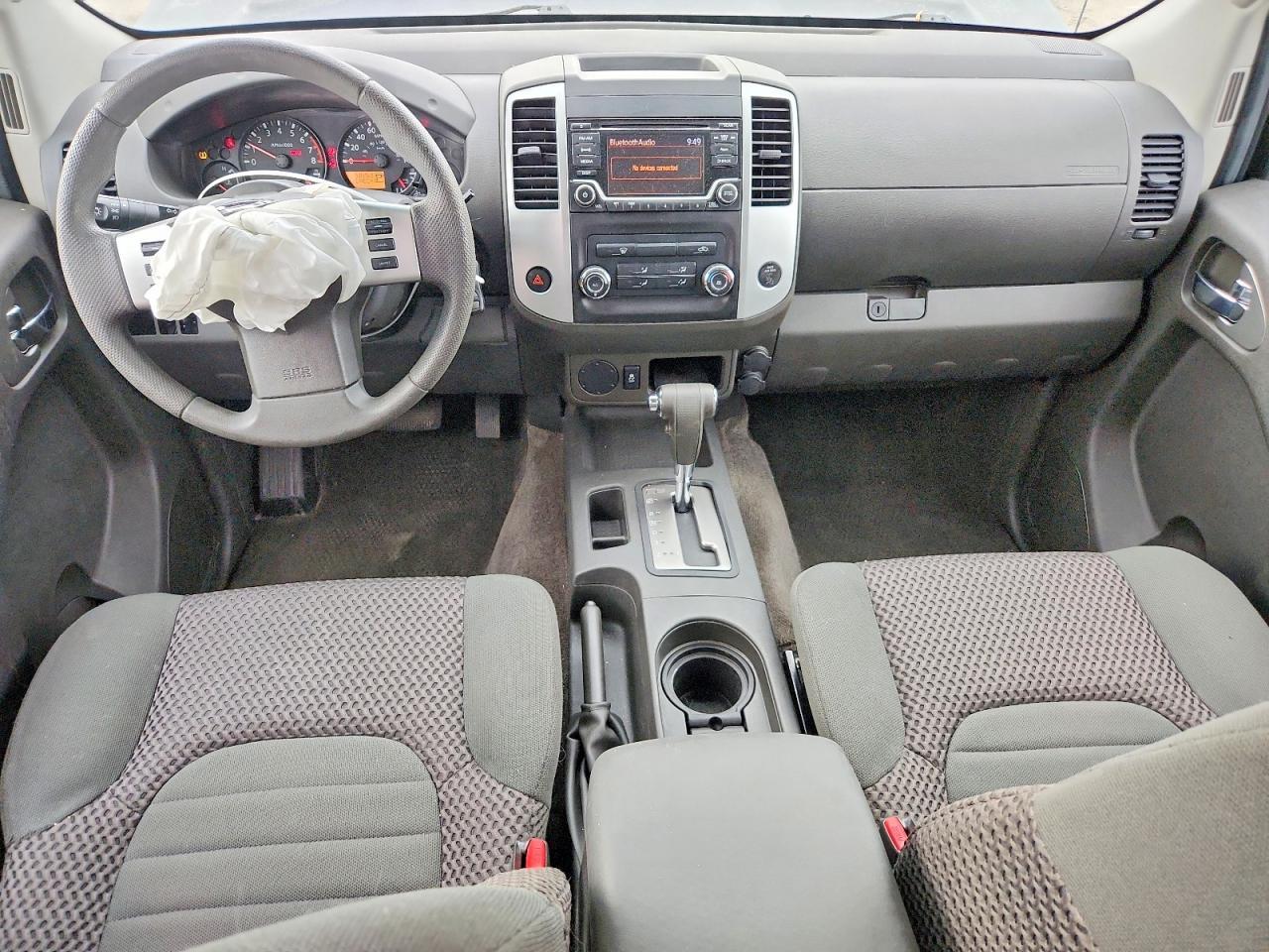 2015 Nissan Frontier SV V6