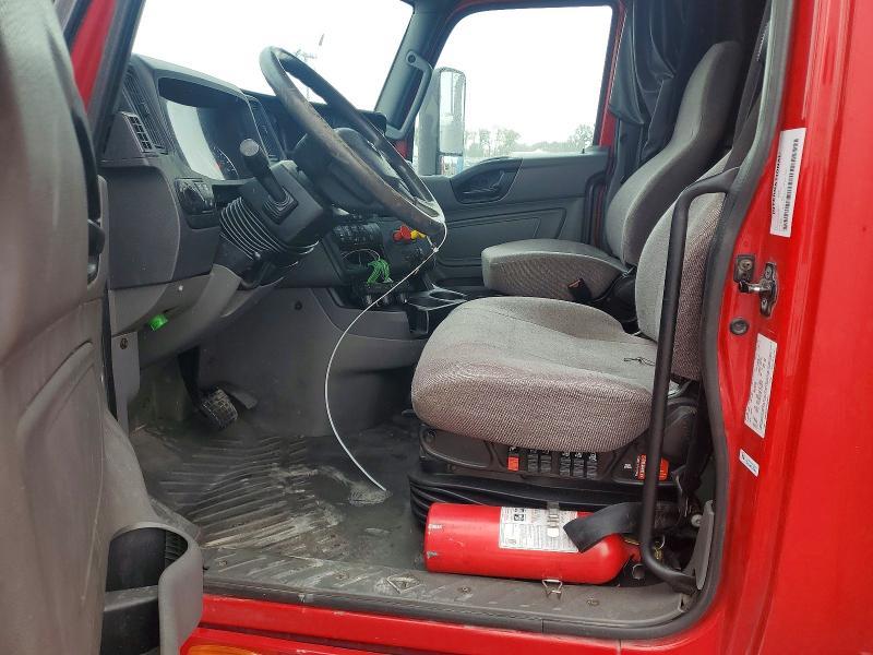 2019 International LT625