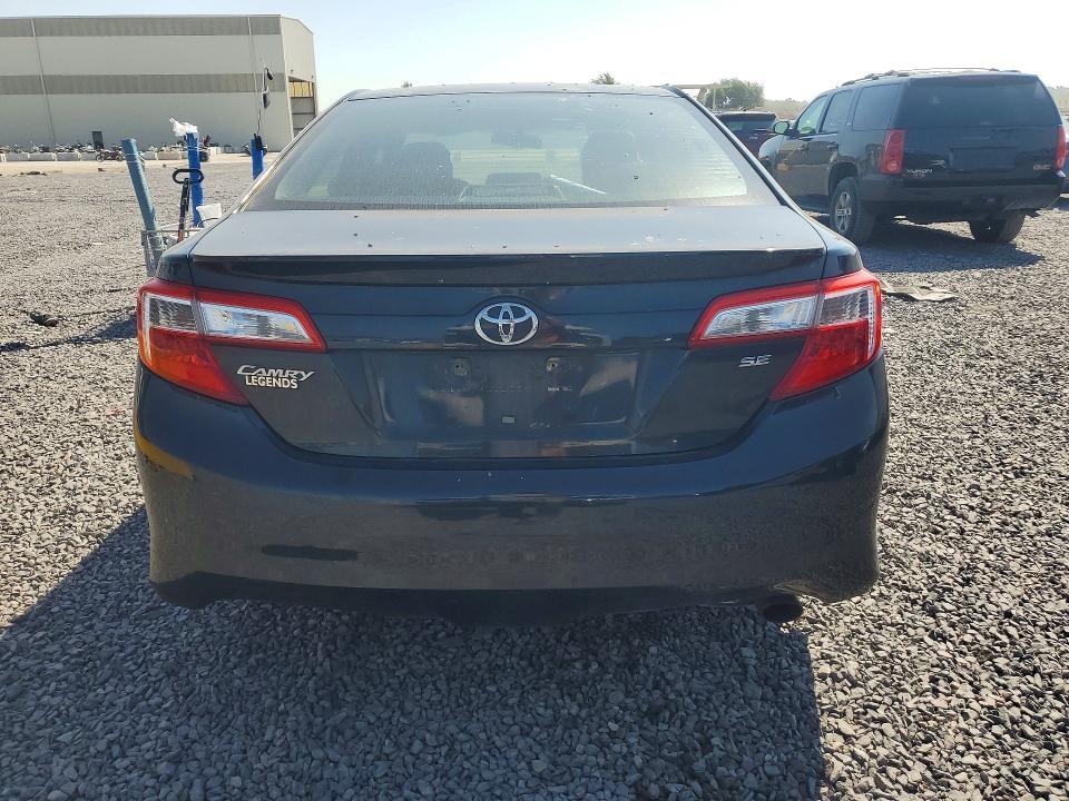 2014 Toyota Camry se