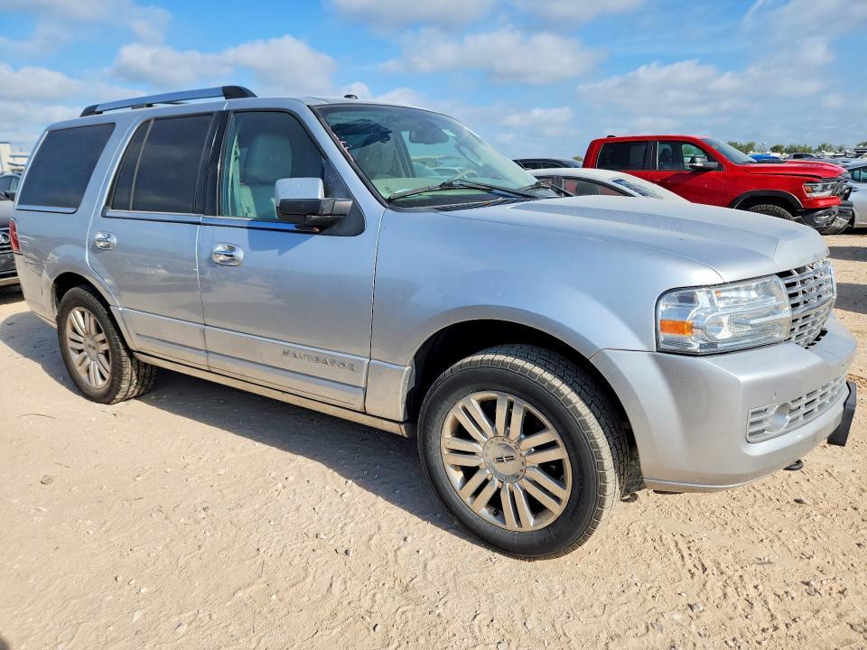 2012 Lincoln Navigator
