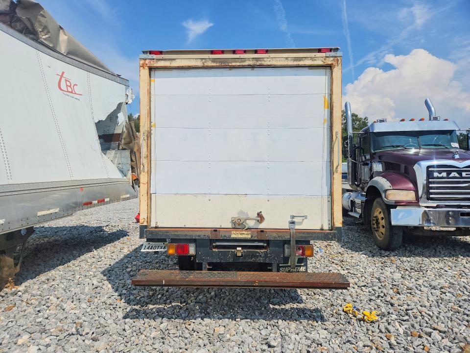 2011 Isuzu Npr-HD BOX Truck