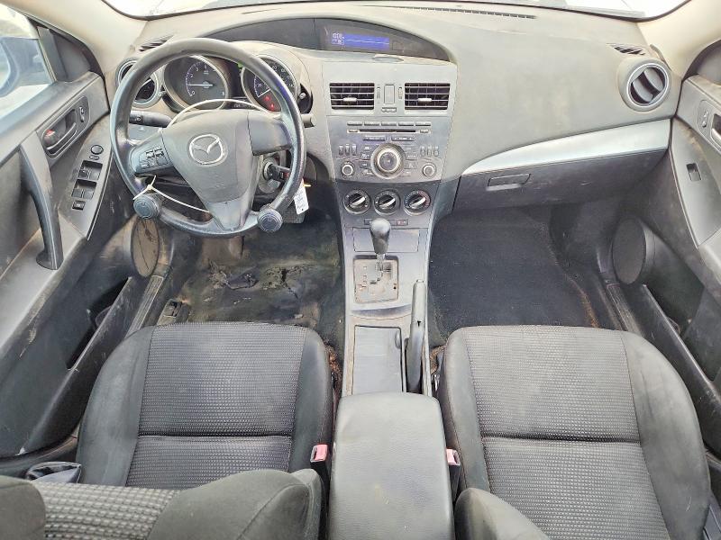 2013 Mazda 3 I