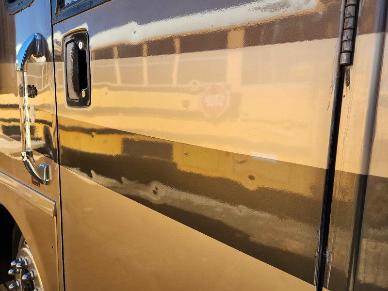 2005 Winn 2004 Winnebago Journey RV
