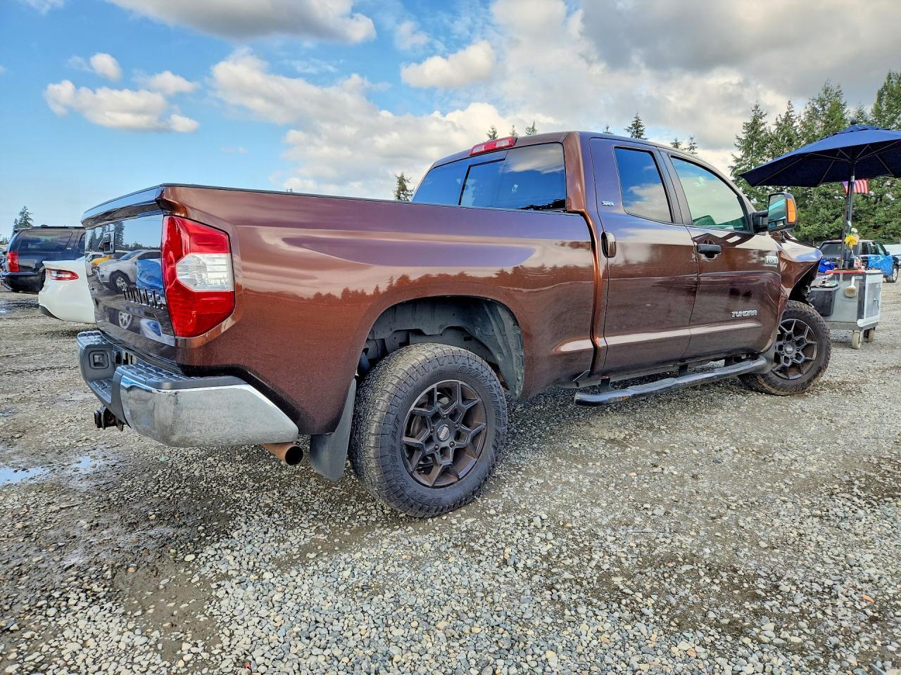 2016 Toyota Tundra SR5
