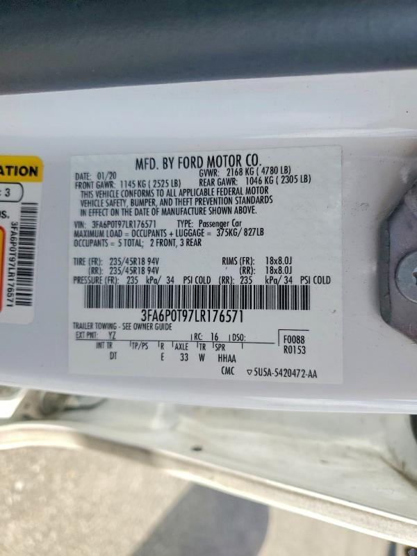 2020 Ford Fusion SE