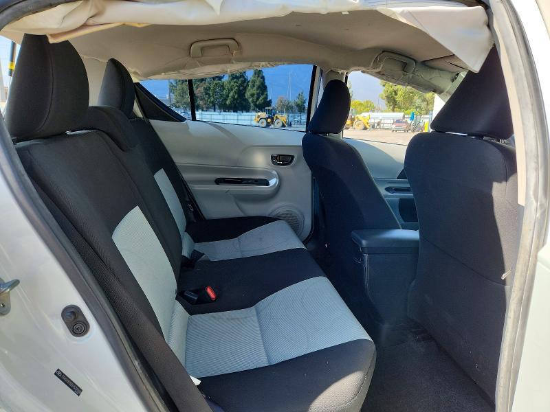 2013 Toyota Prius C TWO