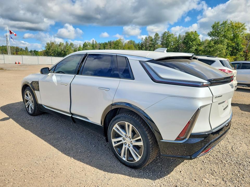 2024 Cadillac Lyriq Tech