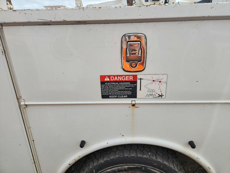 2016 Ford F550 Super Duty Bucket Truck