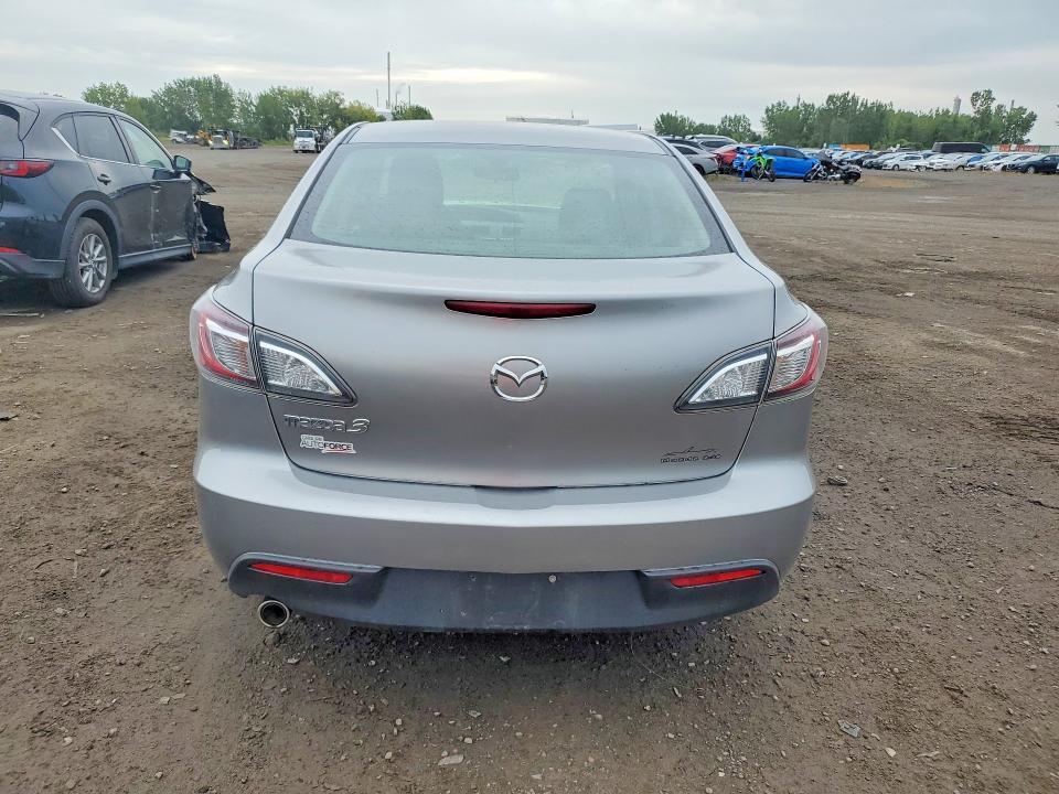 2011 Mazda 3 I