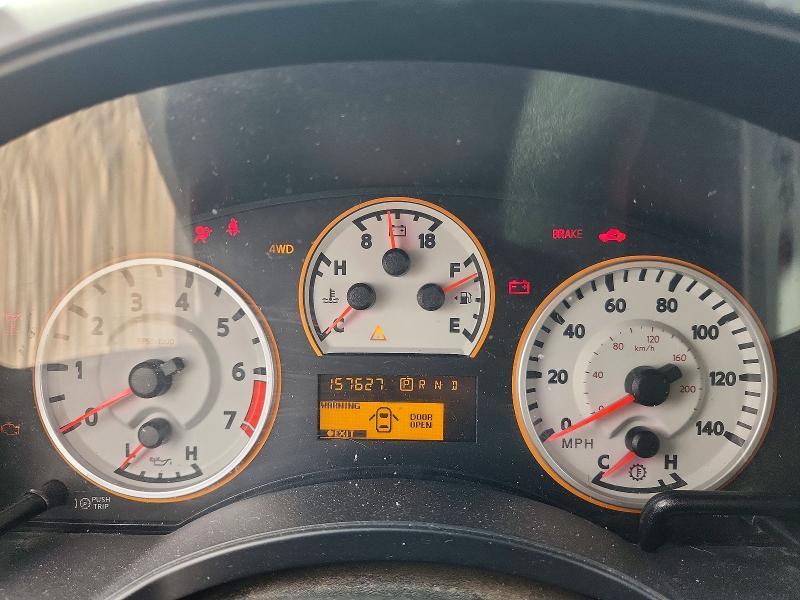 2012 Nissan Titan SV