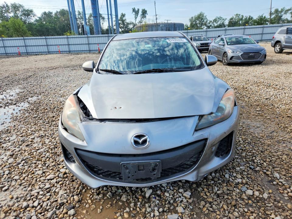 2013 Mazda 3 I