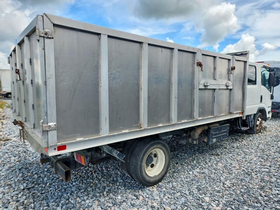 2018 Isuzu NPR HD