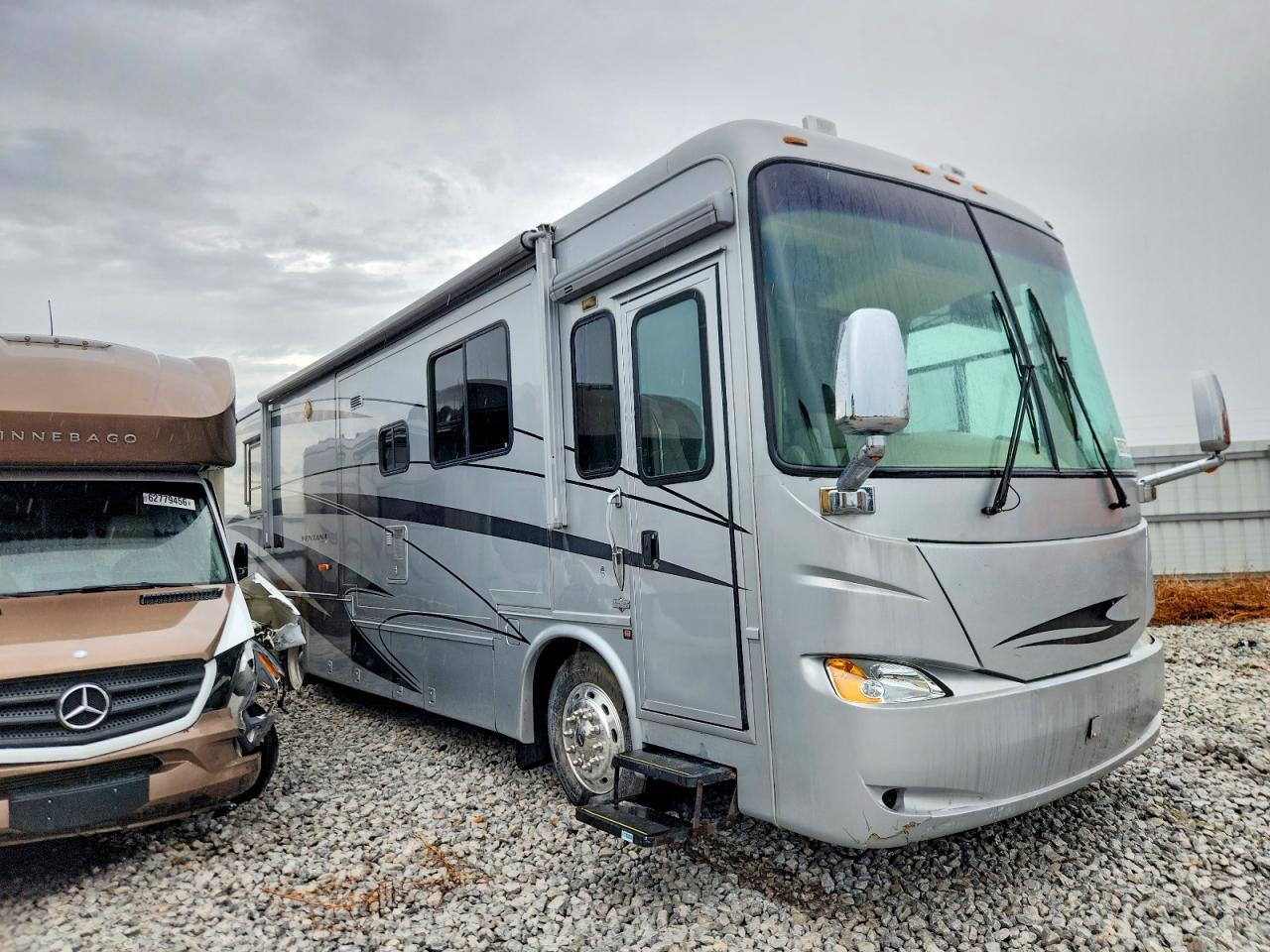 2006 Freightliner Ventana RV