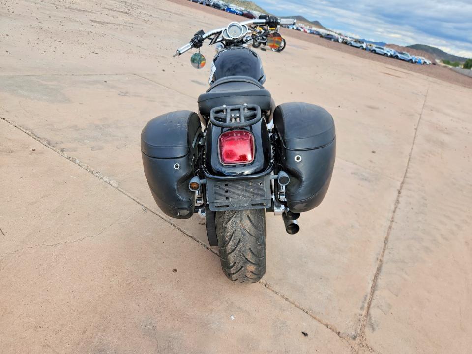 2005 Harley-Davidson Vrscb