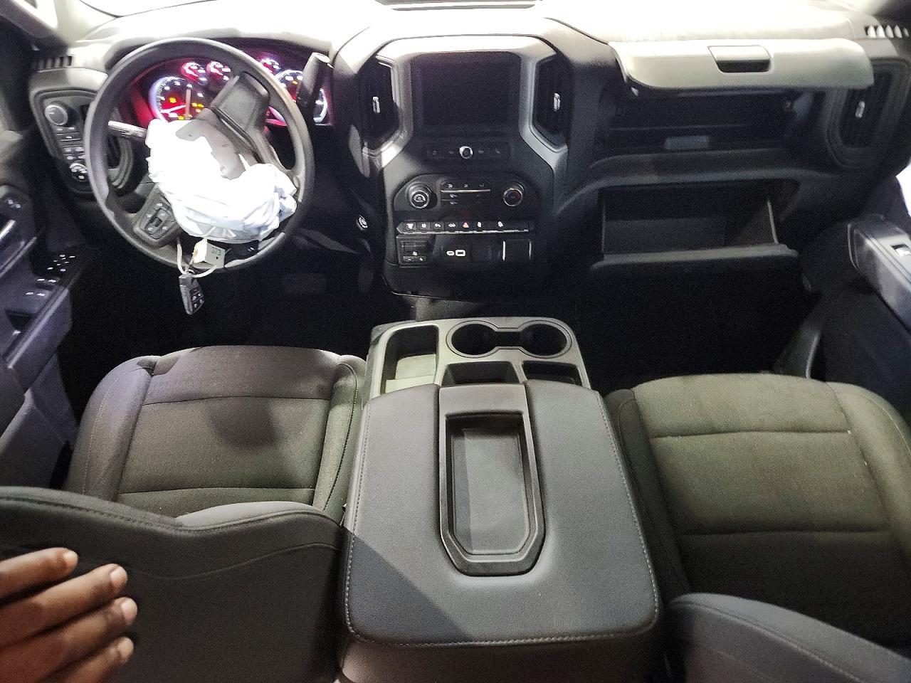 2024 Chevrolet Silverado K2500 Custom