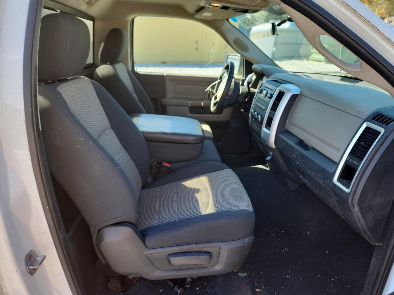 2012 Dodge RAM 1500 SLT