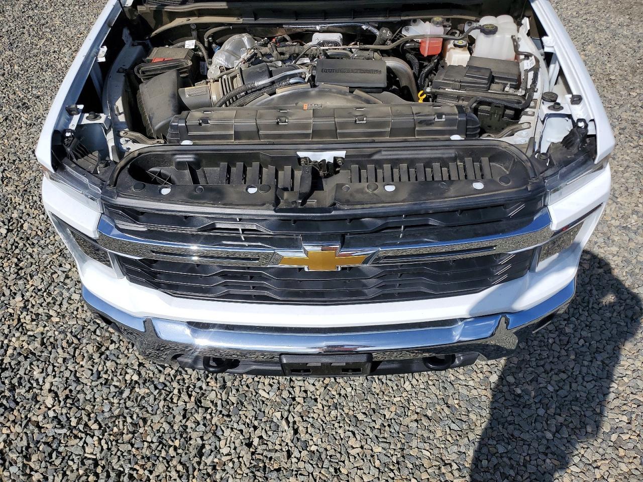 2026 Chevrolet Silverado K3500 LT