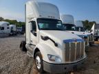 2016 Peterbilt 579 Semi Truck