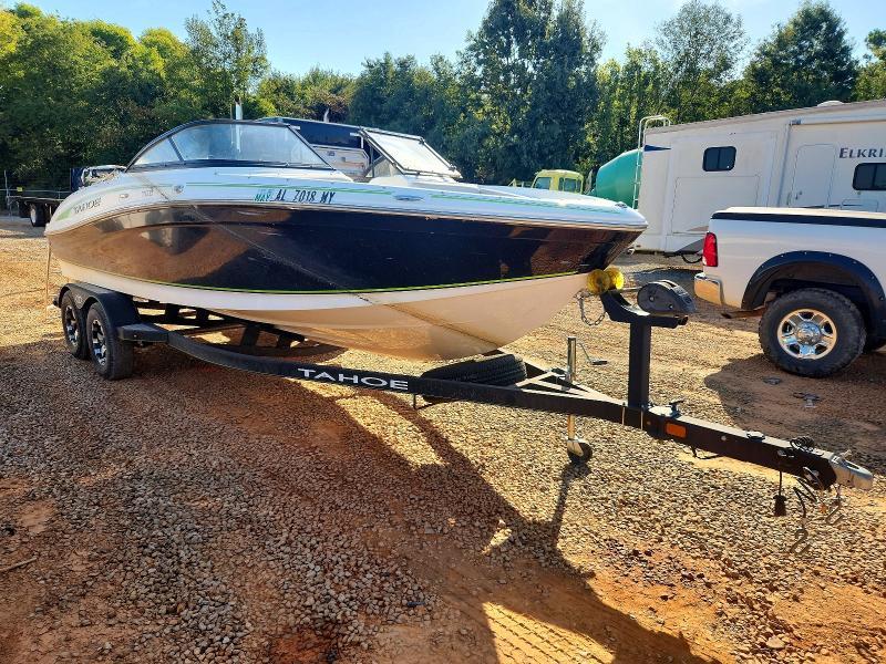 2018 Tahoe Boat