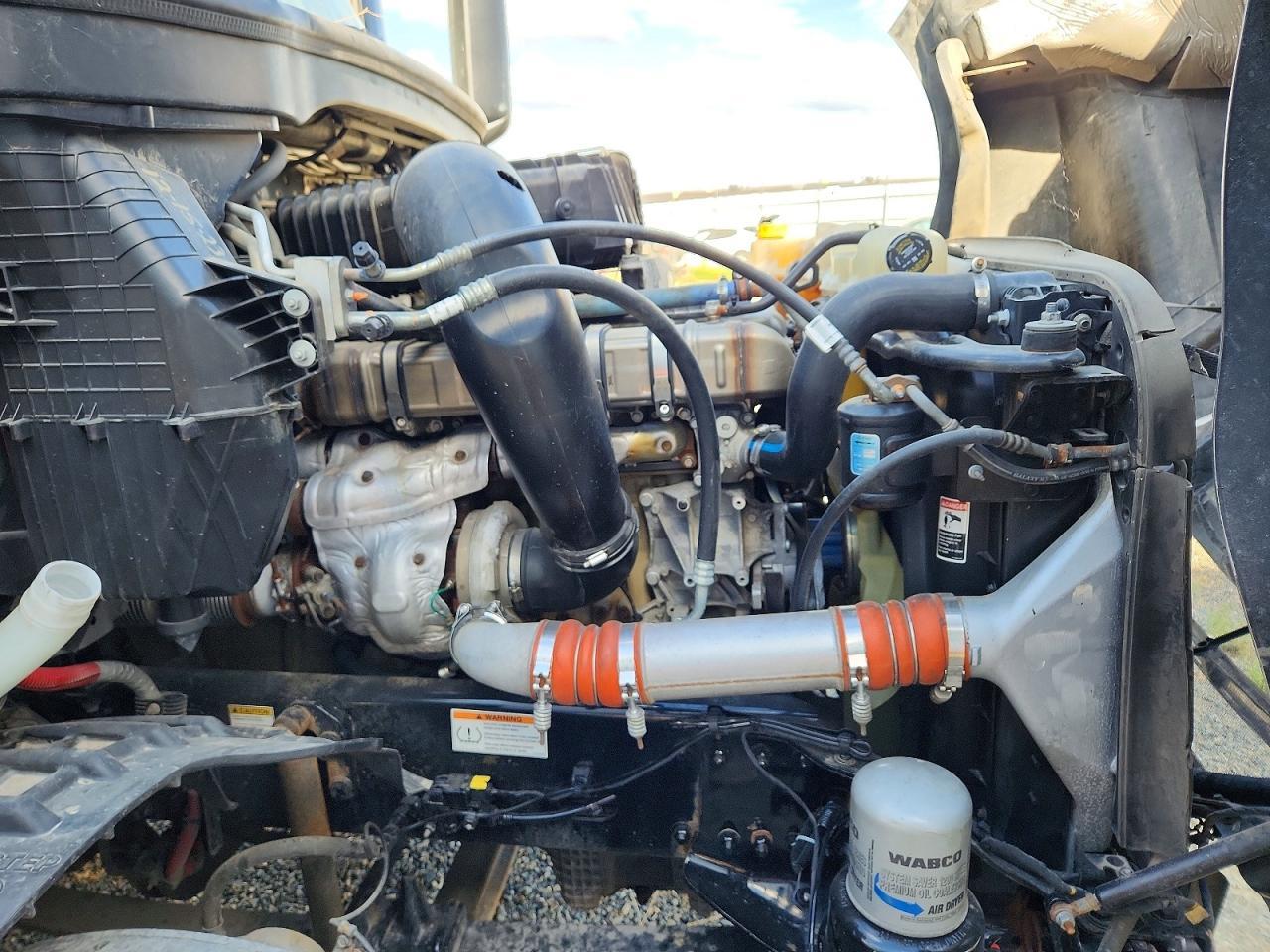 2021 Freightliner Cascadia 126 Semi Truck