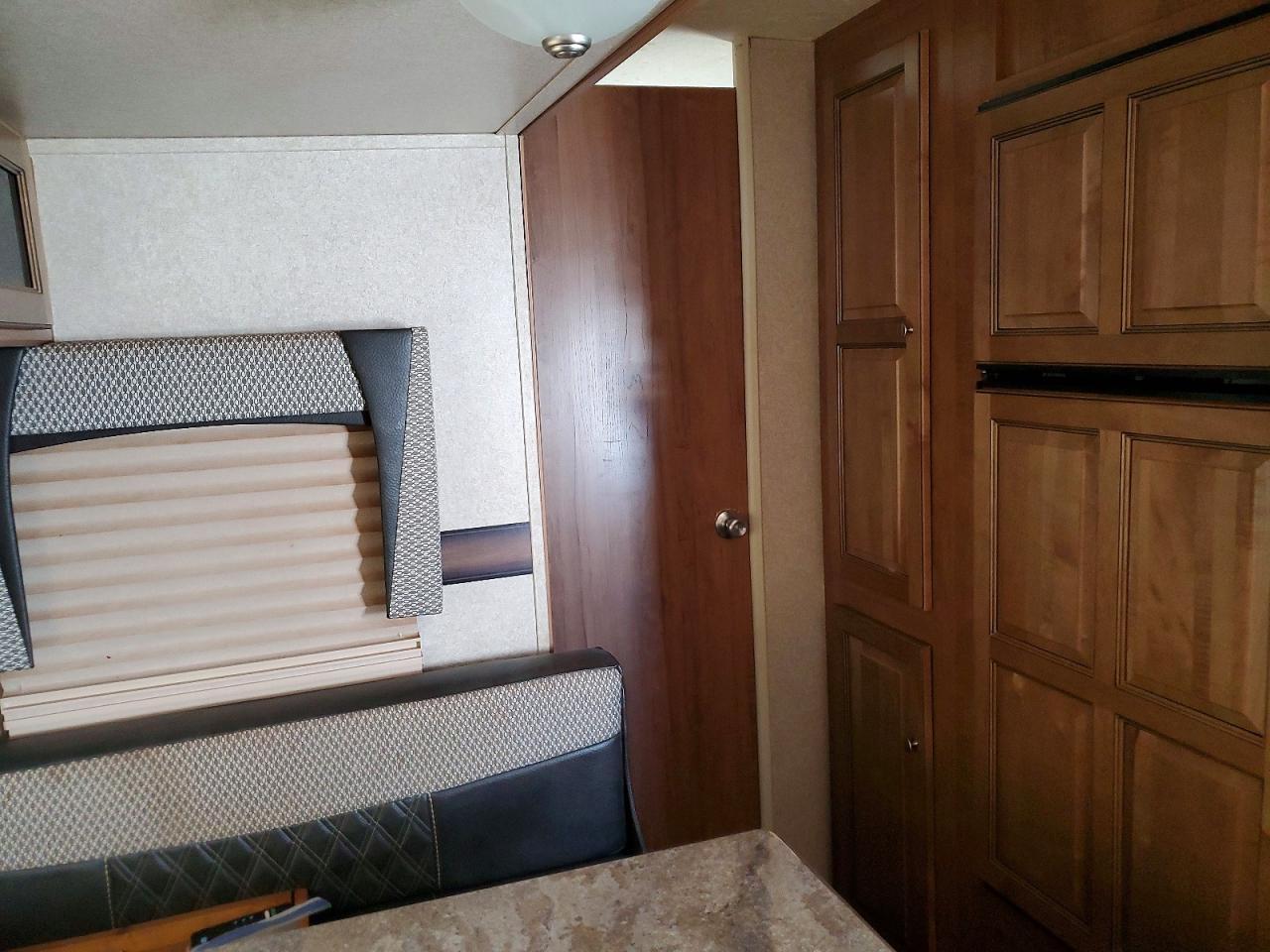2017 Rockwood Ultra V Camper