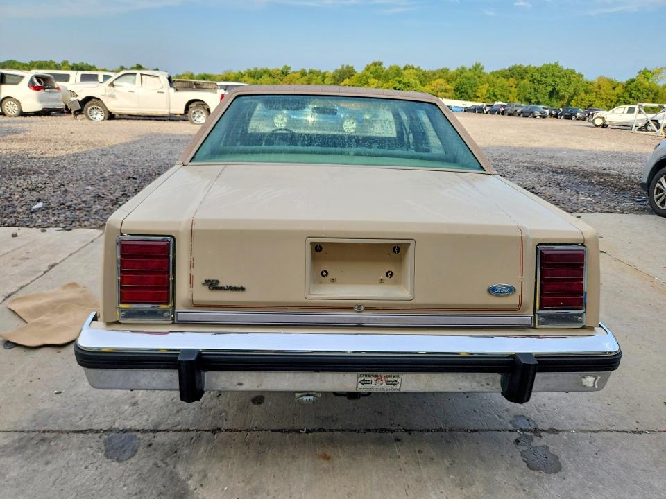 1985 Ford Ltd Crown Victoria