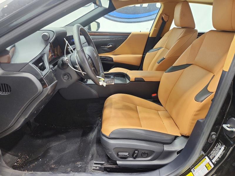 2025 Lexus ES 300H Base