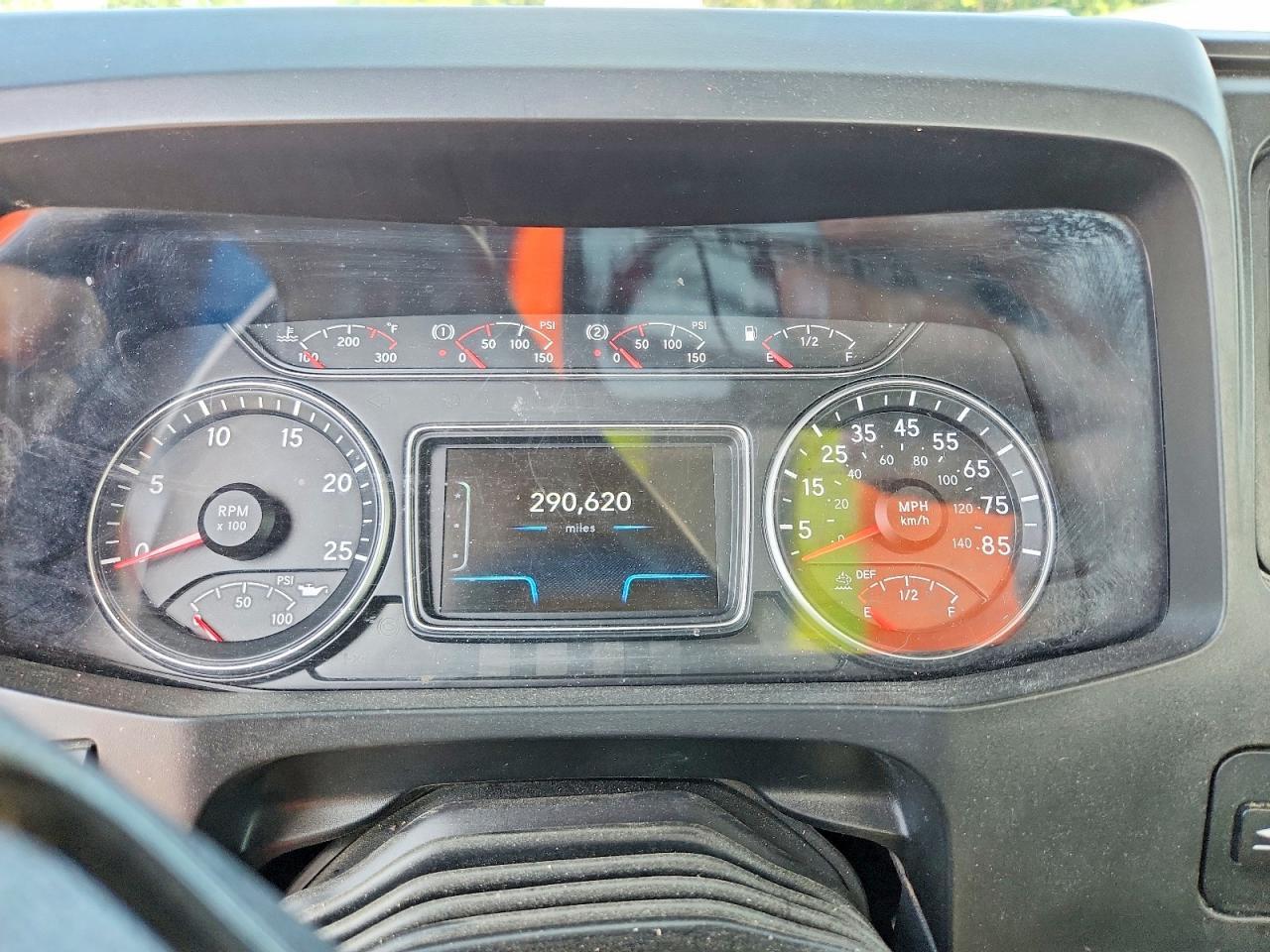 2021 International RH613 Semi Truck
