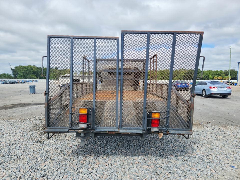 2014 Isuzu NPR HD-BOX Truck