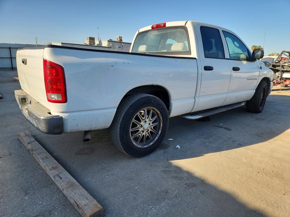 2004 Dodge RAM 1500 ST