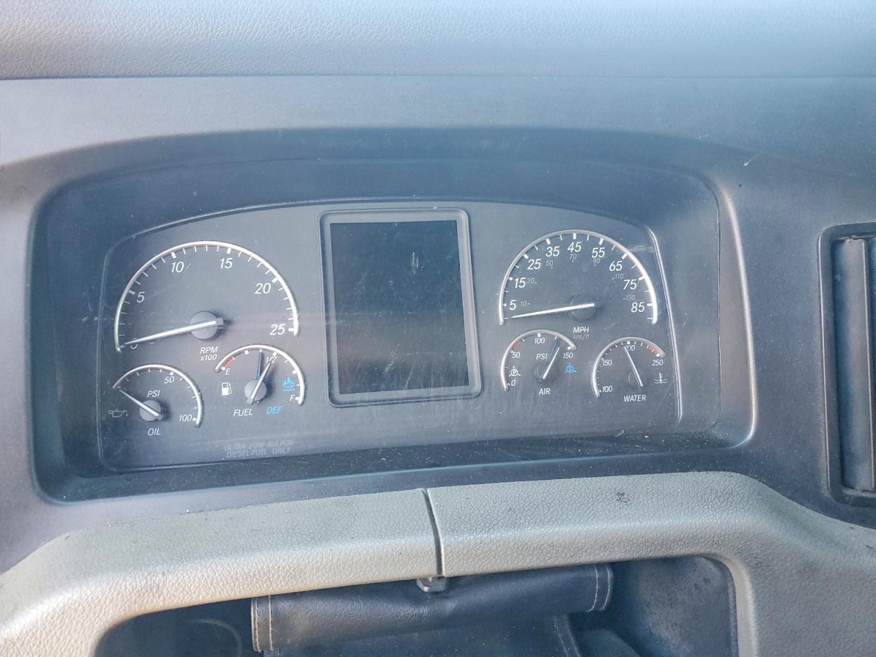 2020 Freightliner Cascadia 126