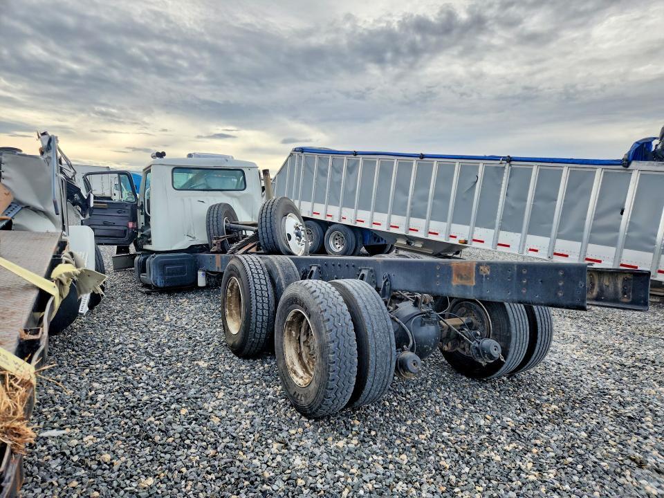 1998 International 2674 Truck Cab AND Chassis