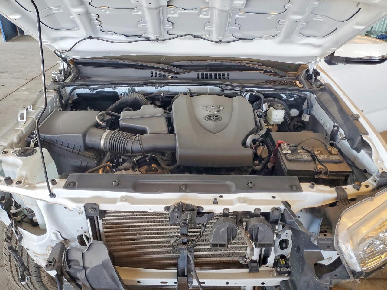 2022 Toyota Tacoma SR5 V6