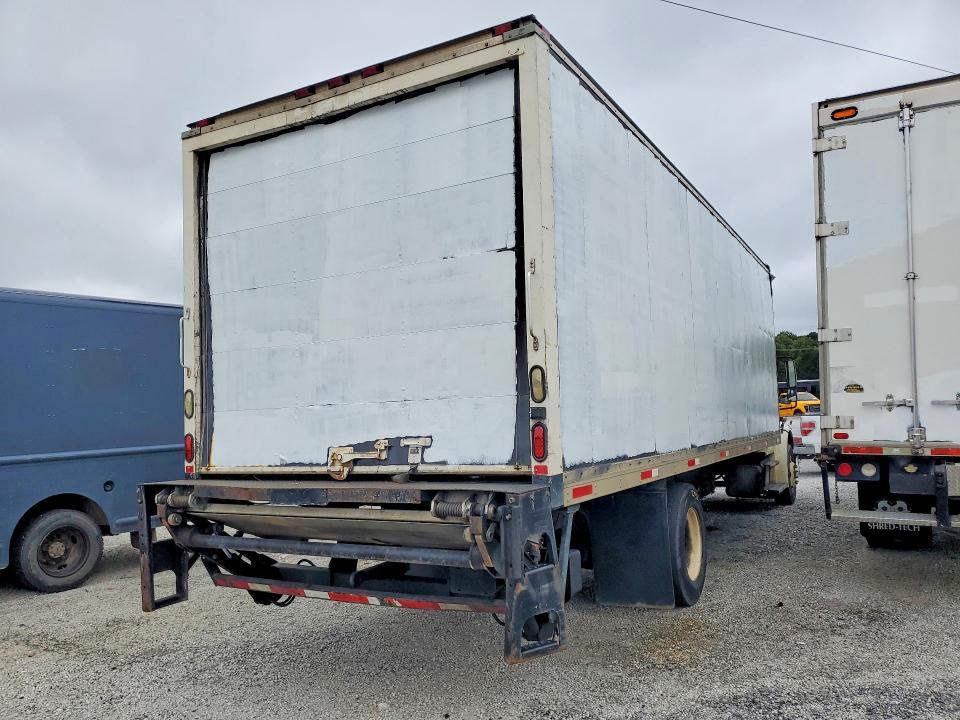 2013 Freightliner Business Class M2 BOX Truck