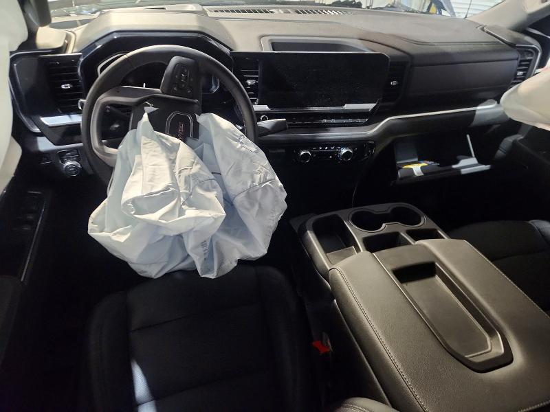 2026 GMC Sierra K1500 SLT
