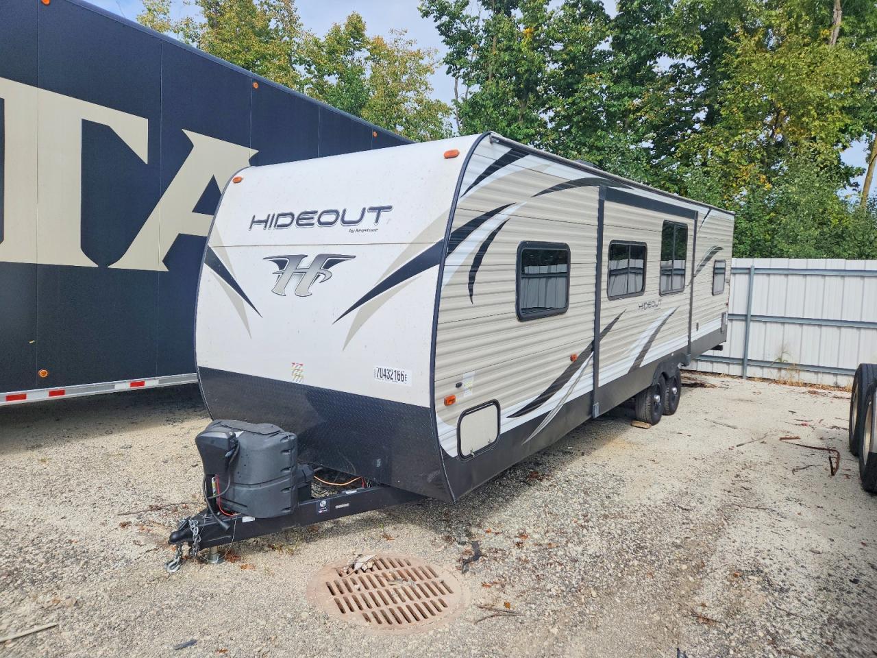 2018 Key Stone 2018  Keystone 29 BKS Hideout Luxury-Camper
