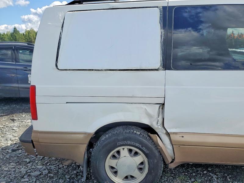1998 GMC Safari XT