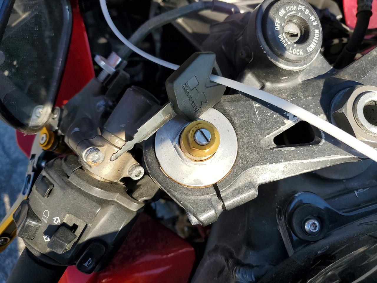 2005 Kawasaki Ninja ZX 10R