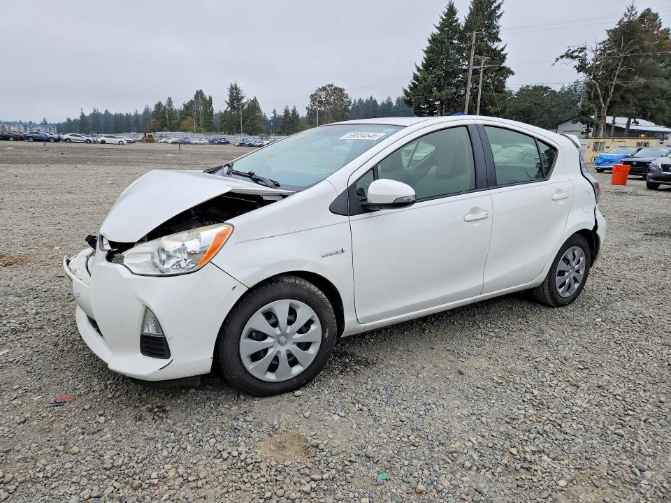 2014 Toyota Prius C ONE