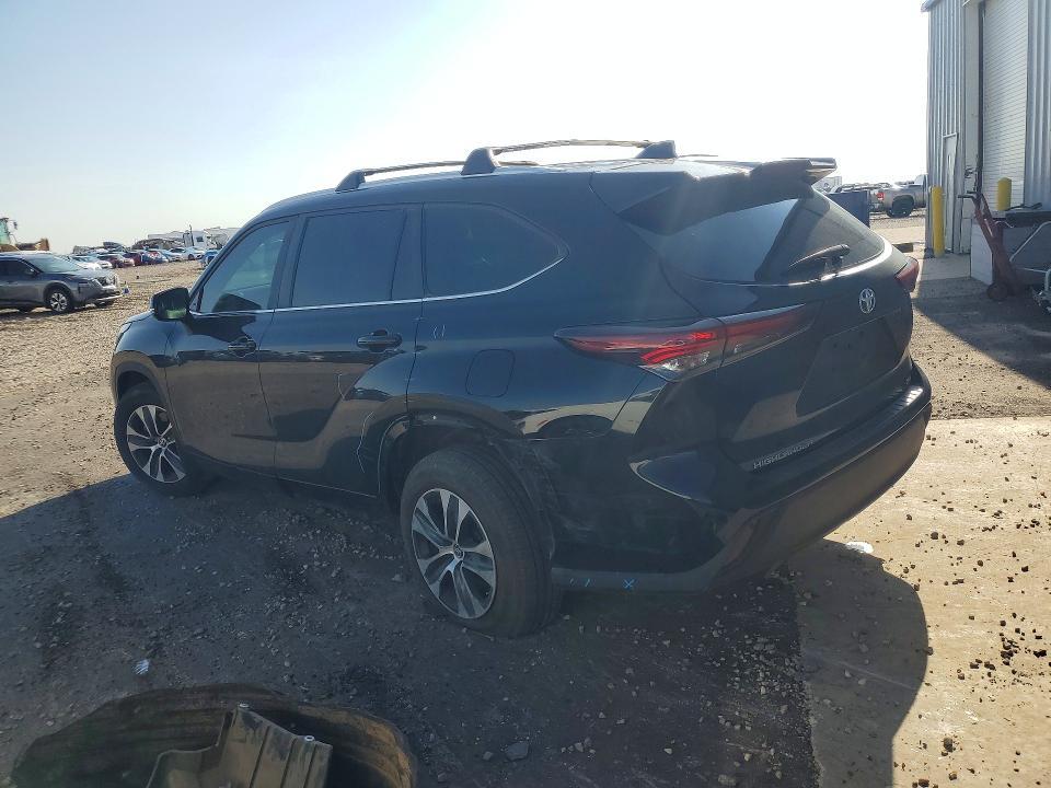 2024 Toyota Highlander XLE