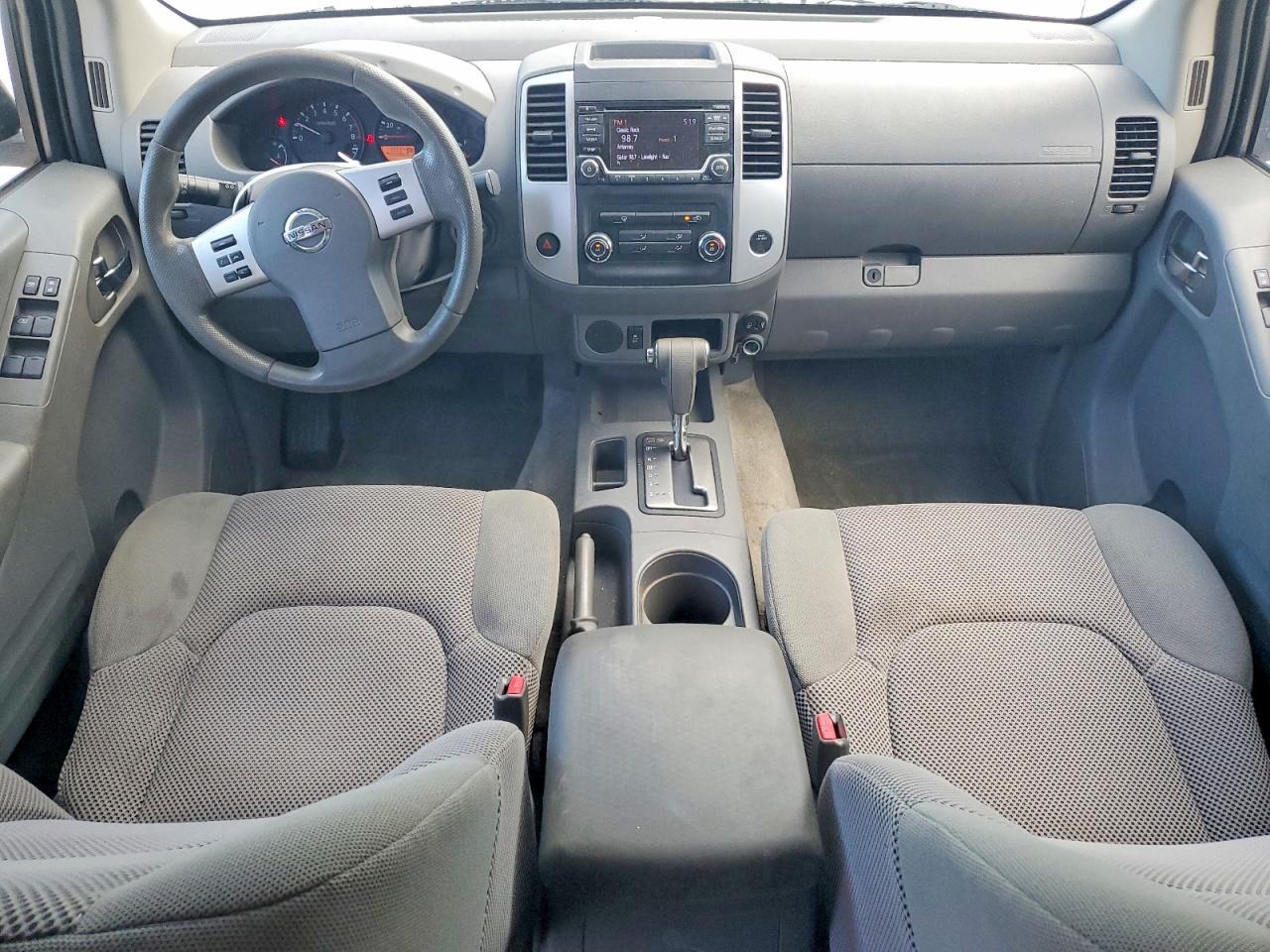 2017 Nissan Frontier SV