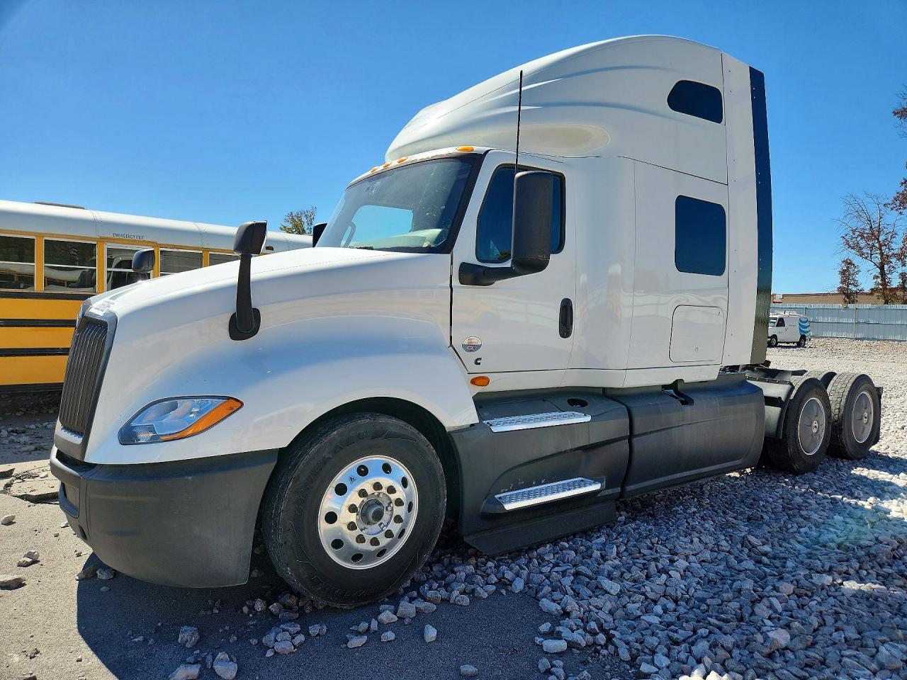 2022 International LT625 Semi Truck