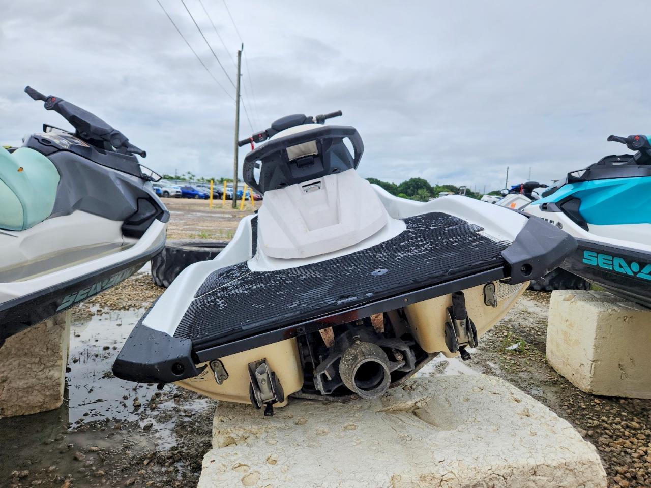 2025 Yama - Yamaha VX