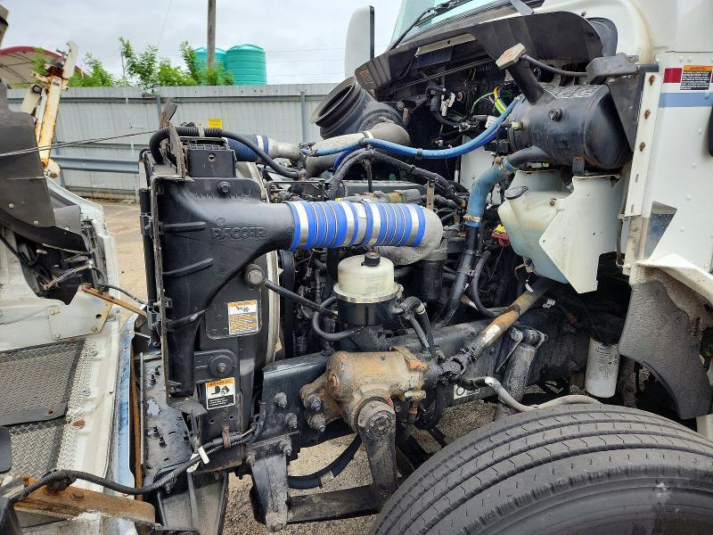 2016 Kenworth T370 BOX Truck