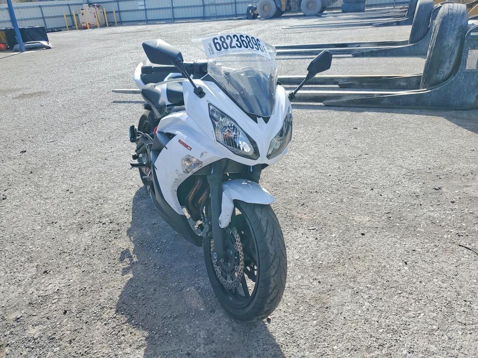 2013 Kawasaki EX650 E