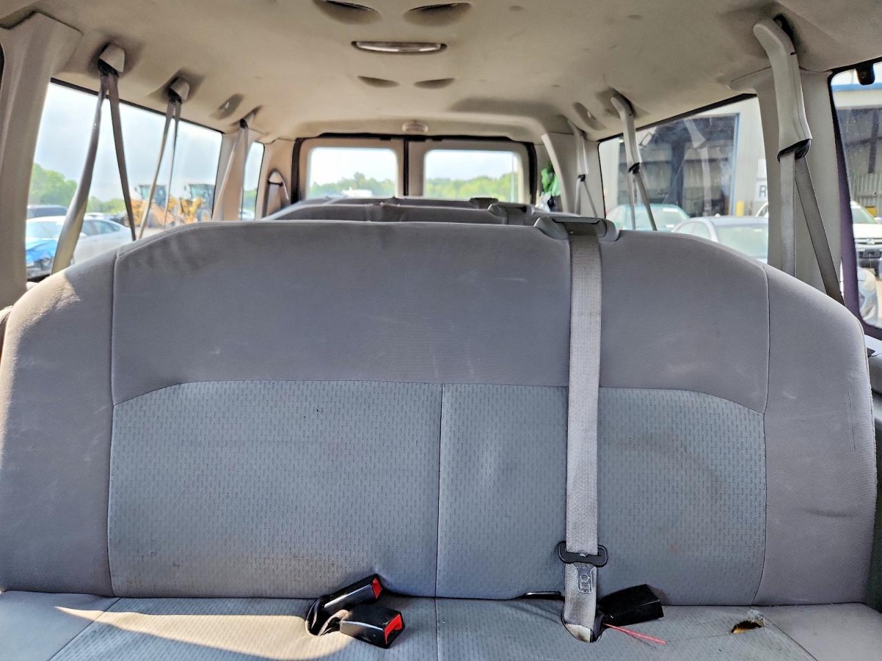 2012 Ford Econoline E350 Super Duty Van